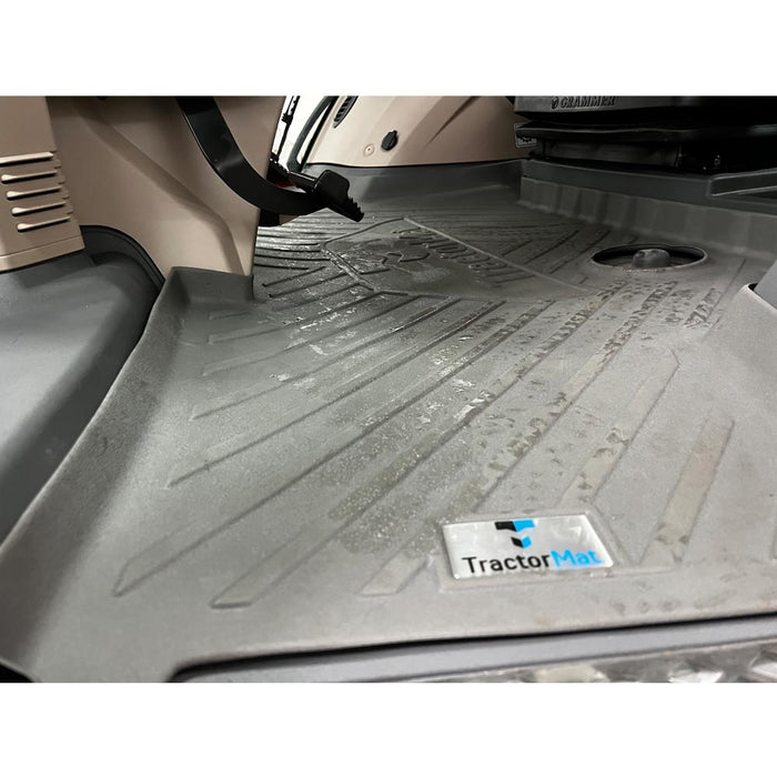 Fendt Vario 900/1000 Series Floor Mats by TractorMat