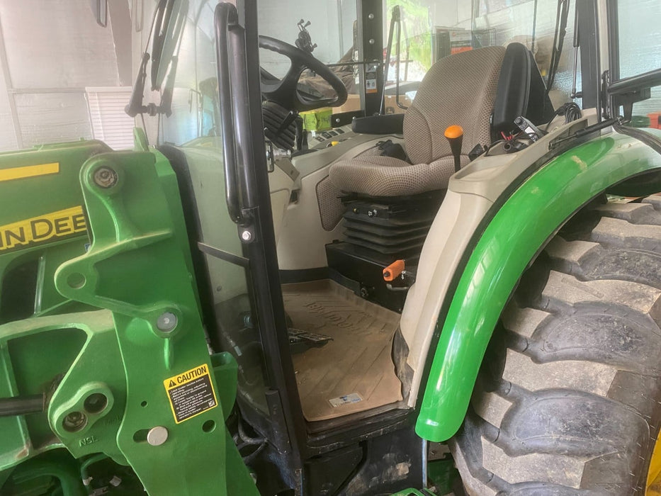 John Deere 3R /4R Series Tractor Floor Mats